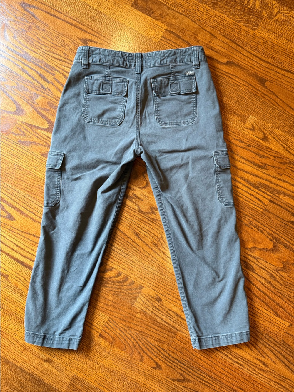 Eddie Bauer Olive Green Cargo Capris/Crops - Size 4 - Picture 6 of 7